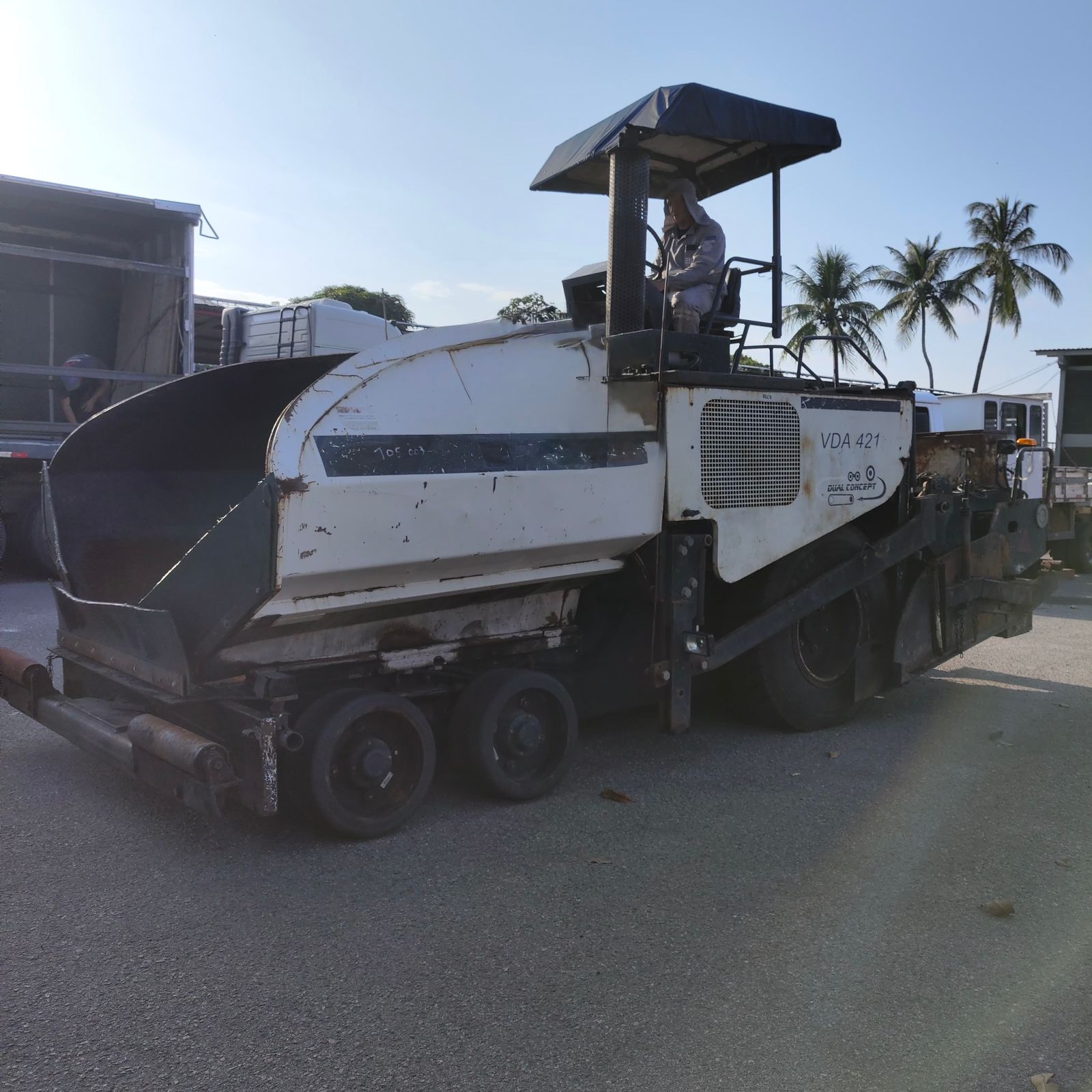 Vibro acabadora Terex - Imagem 1